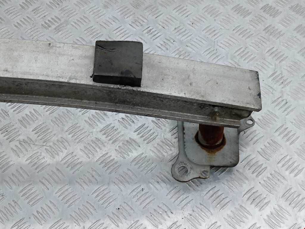 Усилитель переднего бампера (передний) AUDI A3 8L 1996-2003