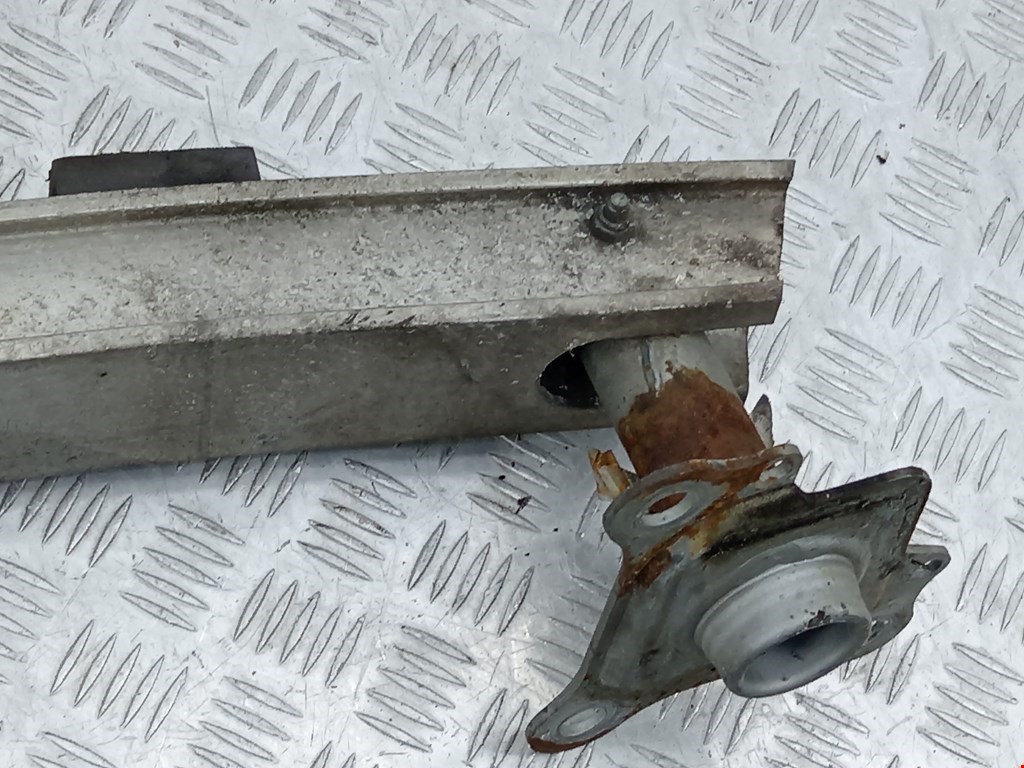 Усилитель переднего бампера (передний) AUDI A3 8L 1996-2003