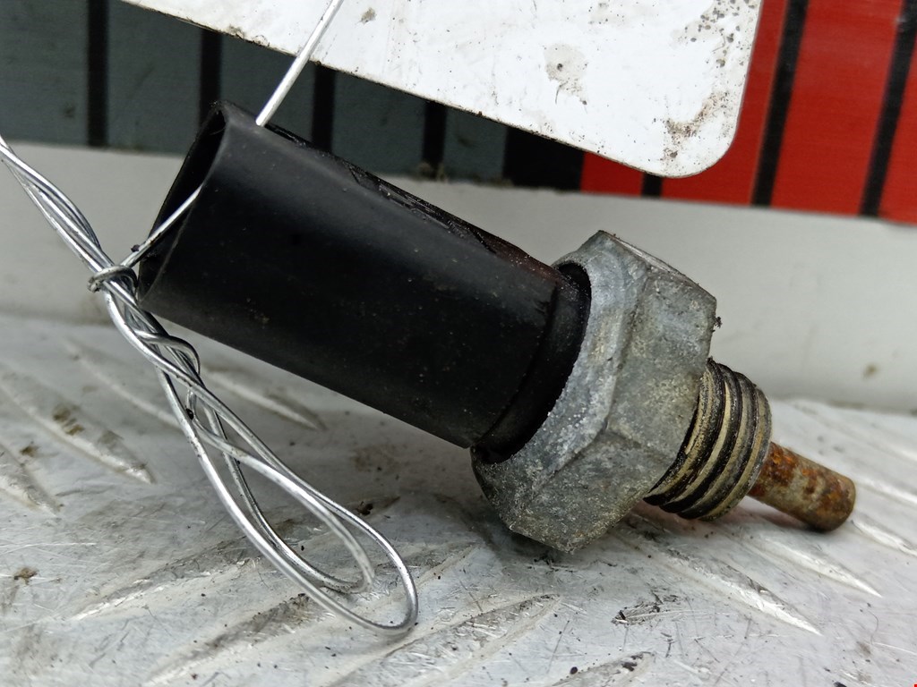 Датчик температуры (охлаждающей жидкости) RENAULT Scenic I 1996-2003