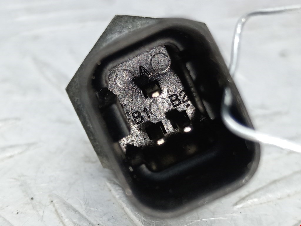 Датчик температуры (охлаждающей жидкости) RENAULT Scenic I 1996-2003