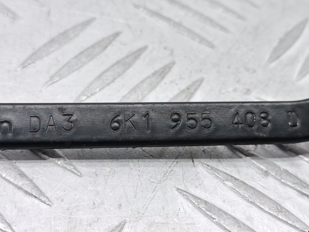 Поводок дворников передний левый/ правый VOLKSWAGEN Caddy II 1995-2004