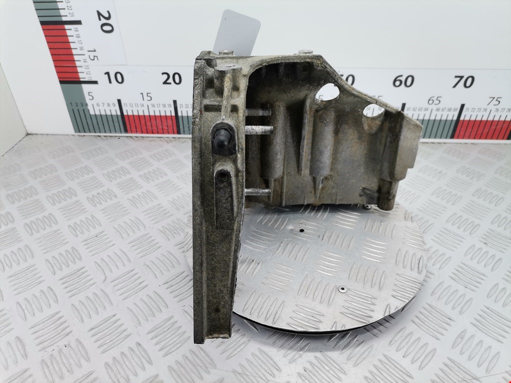 Кронштейн ТНВД OPEL Astra H/Family 2004-2015