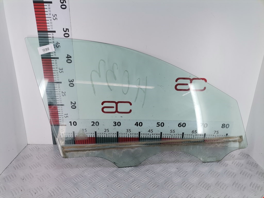 Стекло двери передней правой Hyundai Sonata 5 (2004-2010)