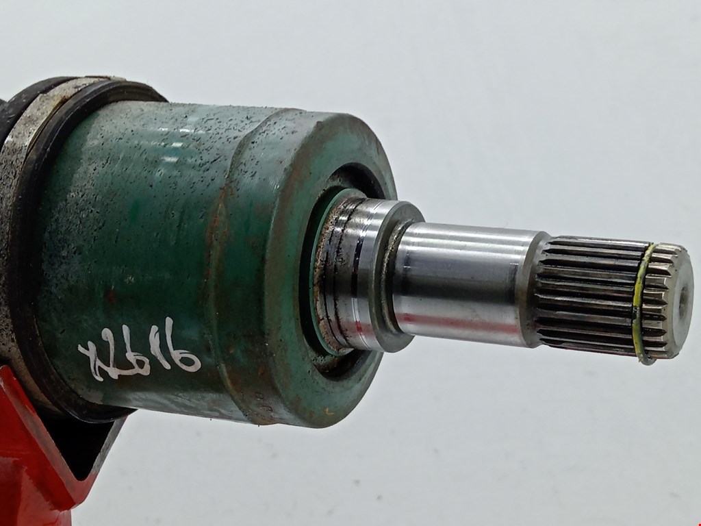 Полуось (привод, приводной вал) передняя левая MAZDA Premacy CP 1999-2004