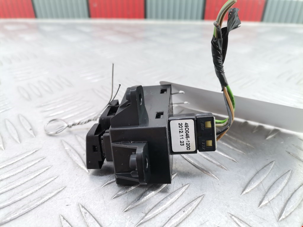 Блок кнопок KIA Cee'd II 2012-2018