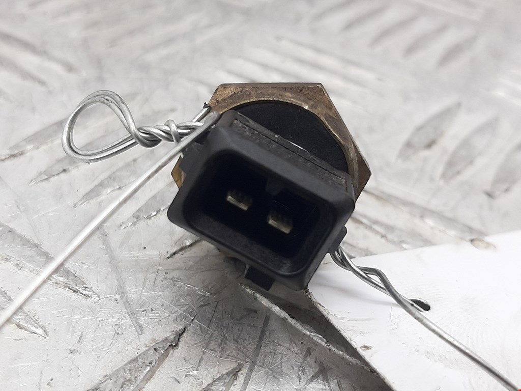 Датчик температуры (охлаждающей жидкости) BMW 3er E46 1998-2006