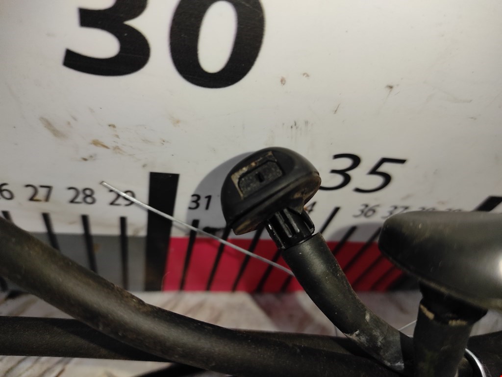 Форсунка омывателя лобового стекла PEUGEOT 308 2007-2015