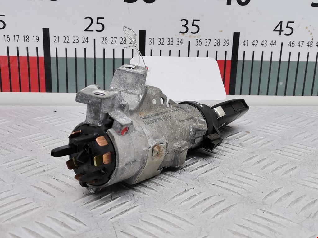 Замок зажигания AUDI A6 C5 1997-2004