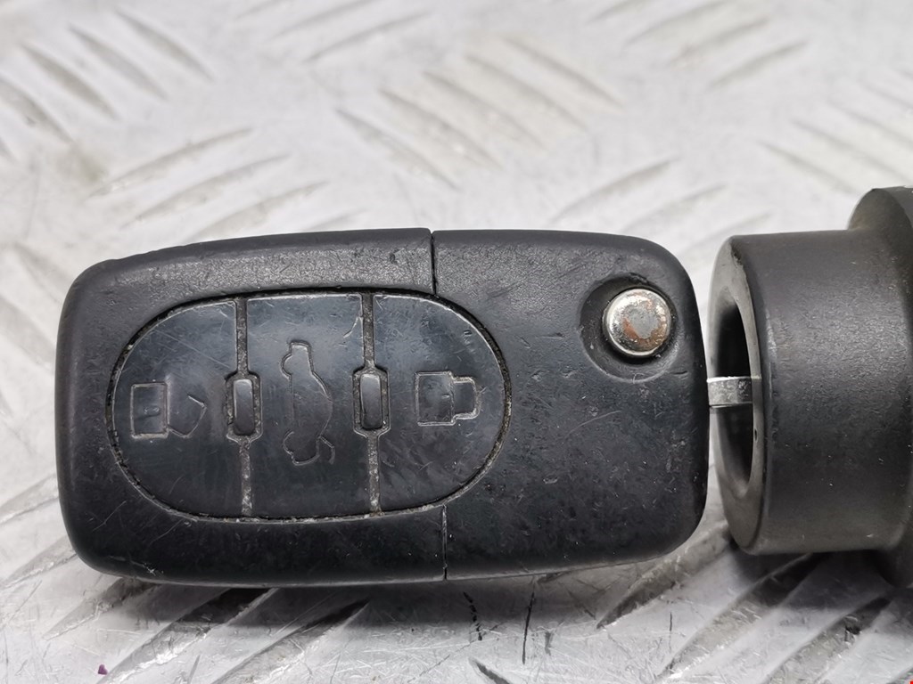 Замок зажигания AUDI A6 C5 1997-2004