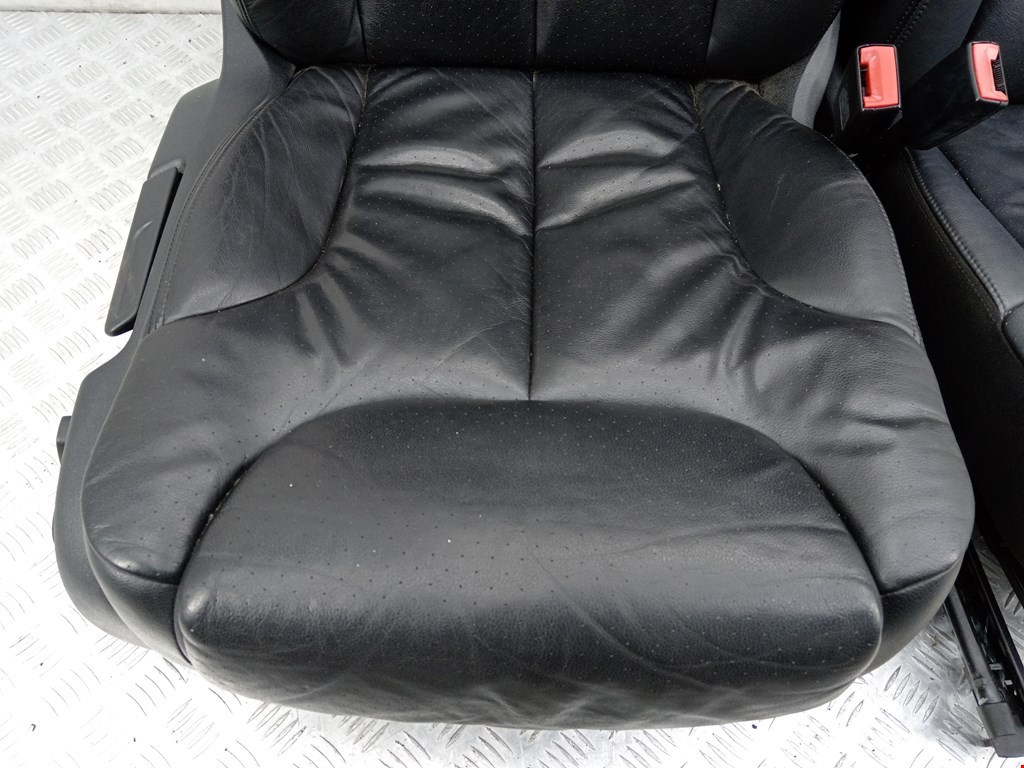 Комплект (К-кт) сидений VOLKSWAGEN Passat B6 2005-2011