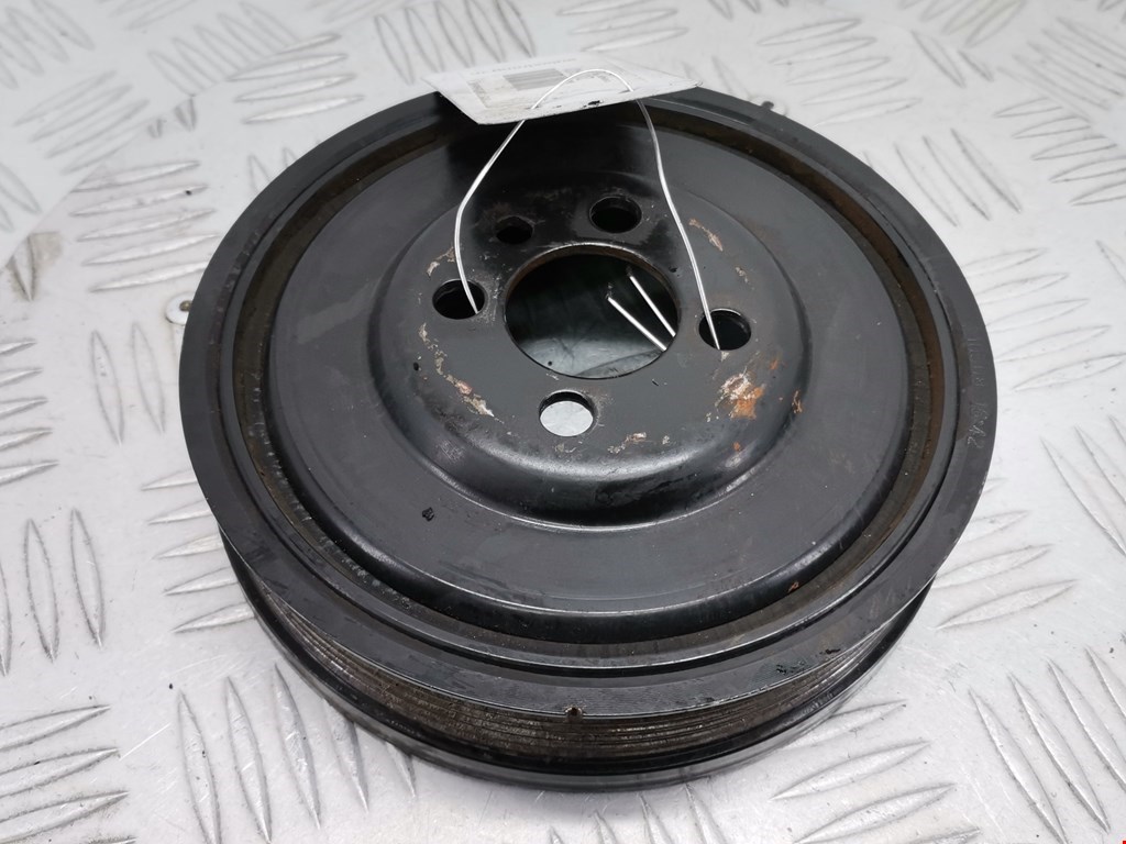 Шестерня коленвала (шкив) VOLKSWAGEN Passat B6 2005-2011