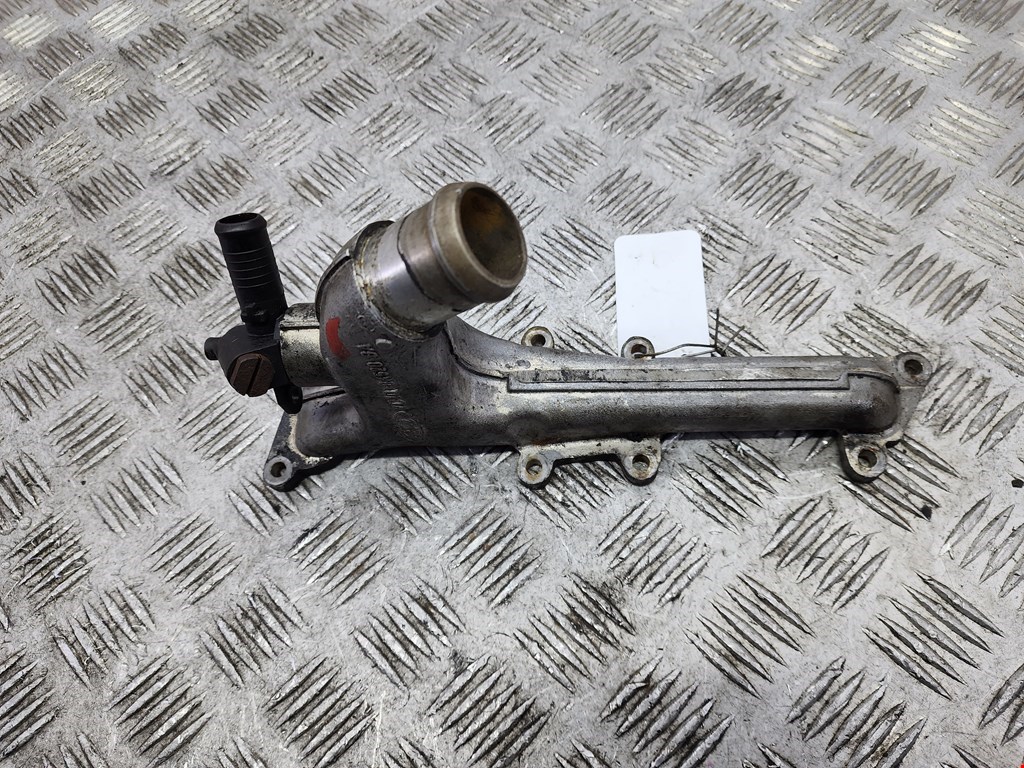 Тройник системы охлаждения FORD Transit 2000-2006