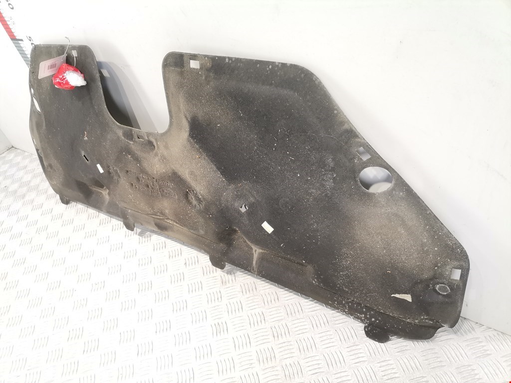 Шумоизоляция капота FORD C-MAX 2003-2010