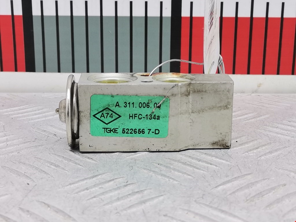 Клапан ТРВ (расширительный) кондиционера Opel Corsa D (2006-2014)