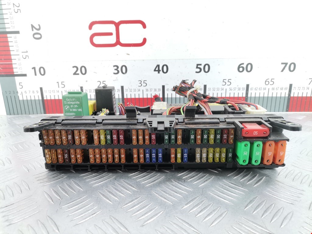 Датчик уровня в бачок омывателя LAND ROVER Range Rover 2002-2012