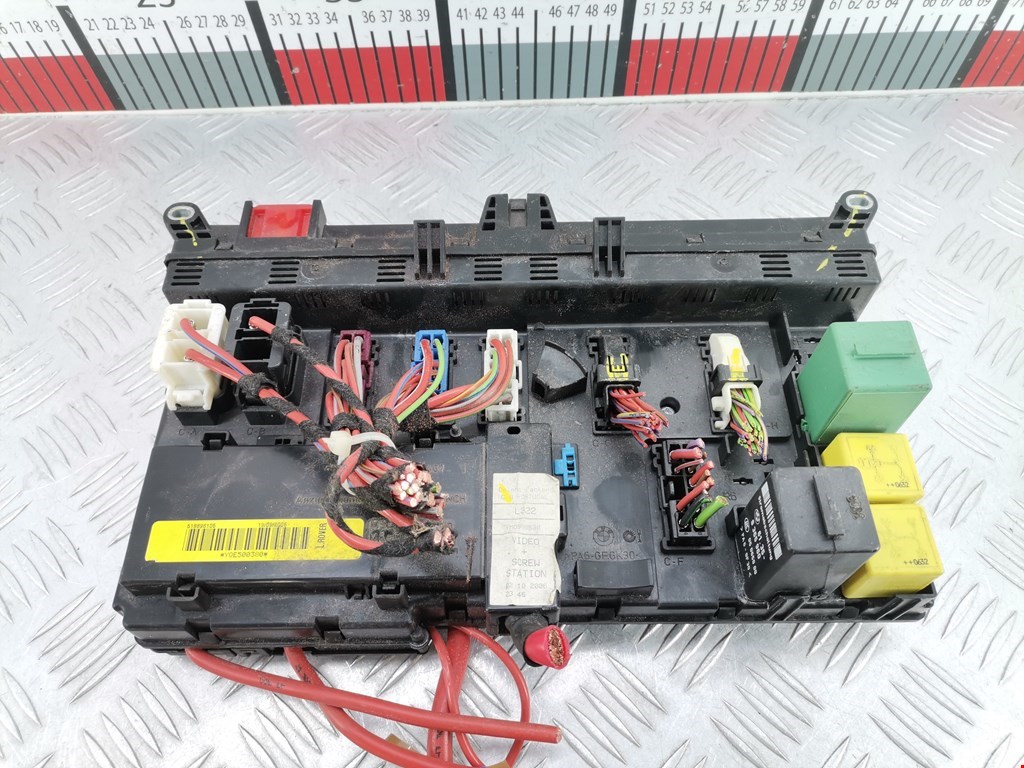 Датчик уровня в бачок омывателя LAND ROVER Range Rover 2002-2012