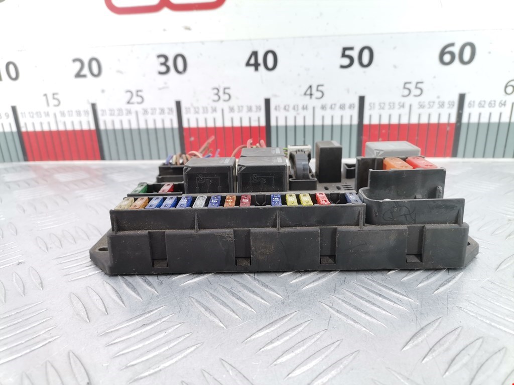 Датчик уровня в бачок омывателя LAND ROVER Range Rover 2002-2012