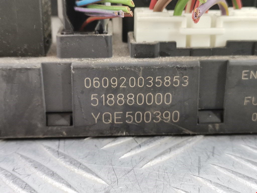 Датчик уровня в бачок омывателя LAND ROVER Range Rover 2002-2012