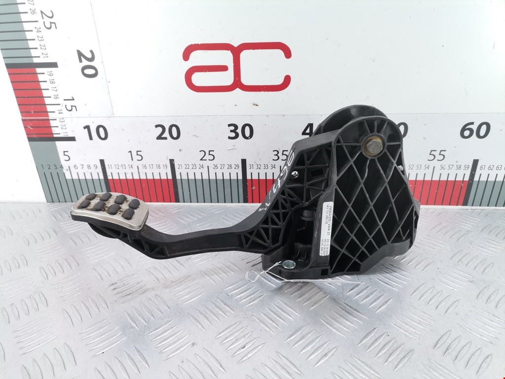 Педаль сцепления SKODA Octavia A5 1Z- 2004-2013