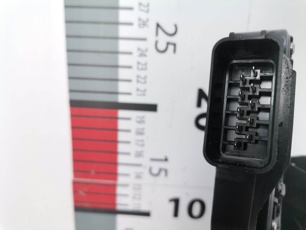 Замок двери задней правой FORD Kuga 2008-2012