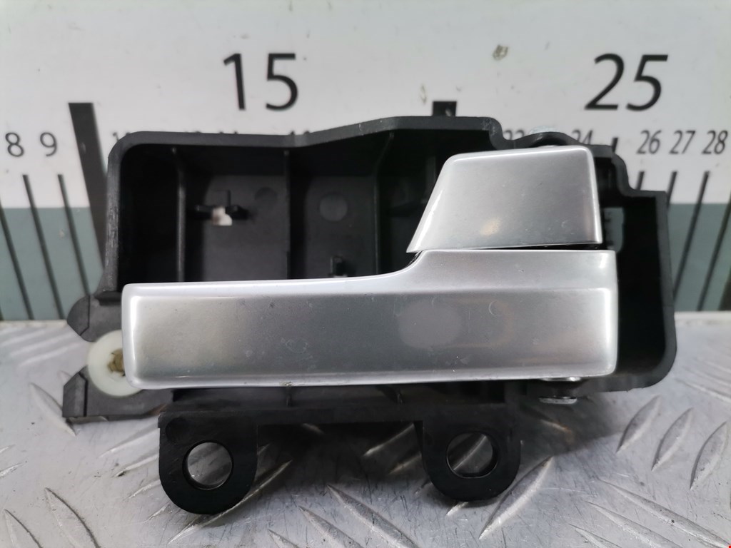 Ручка дверная задняя внутренняя правая FORD Kuga 2008-2012