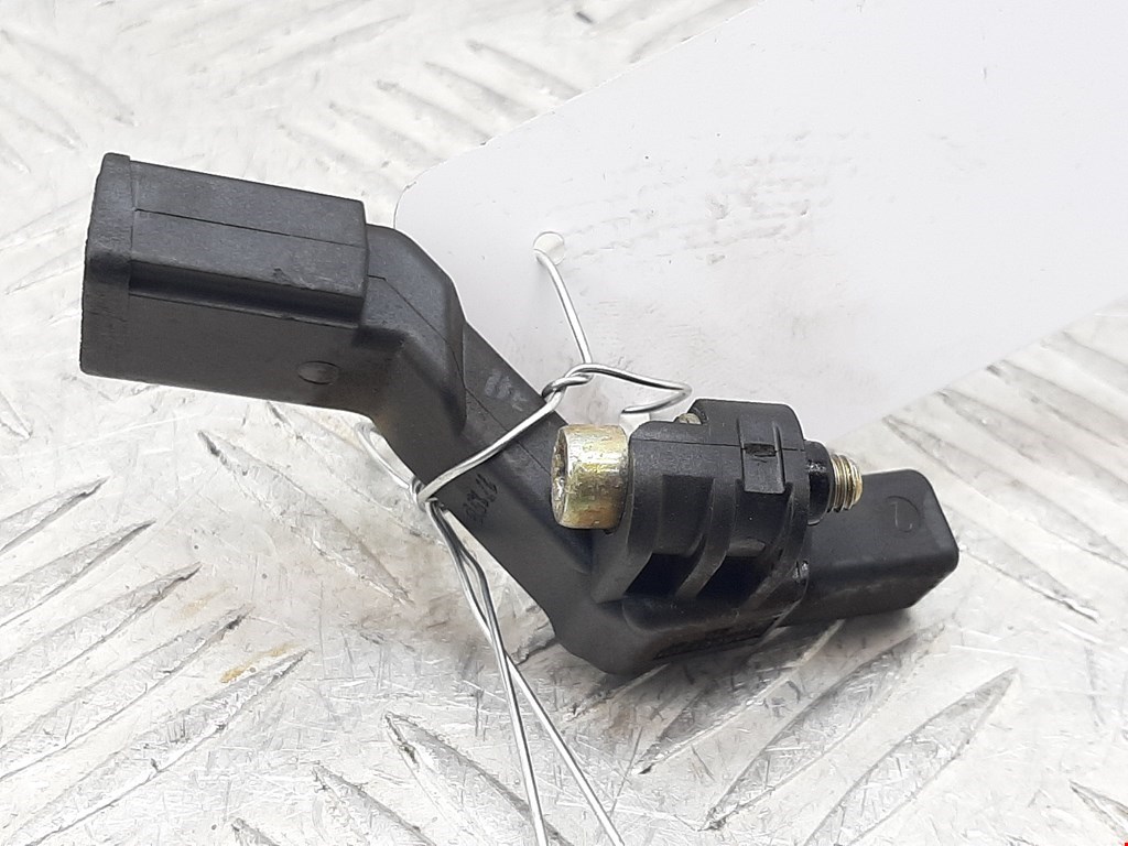 Датчик положения коленвала VOLKSWAGEN Golf V Plus 2004-2009