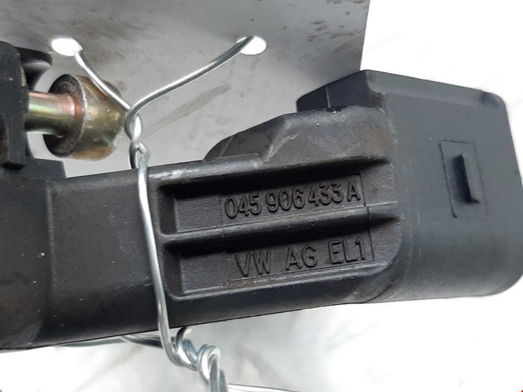 Датчик положения коленвала VOLKSWAGEN Golf V Plus 2004-2009