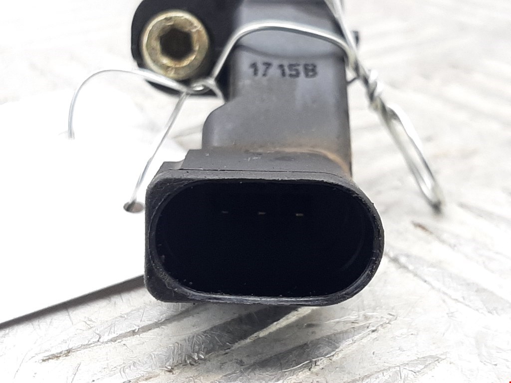 Датчик положения коленвала VOLKSWAGEN Golf V Plus 2004-2009