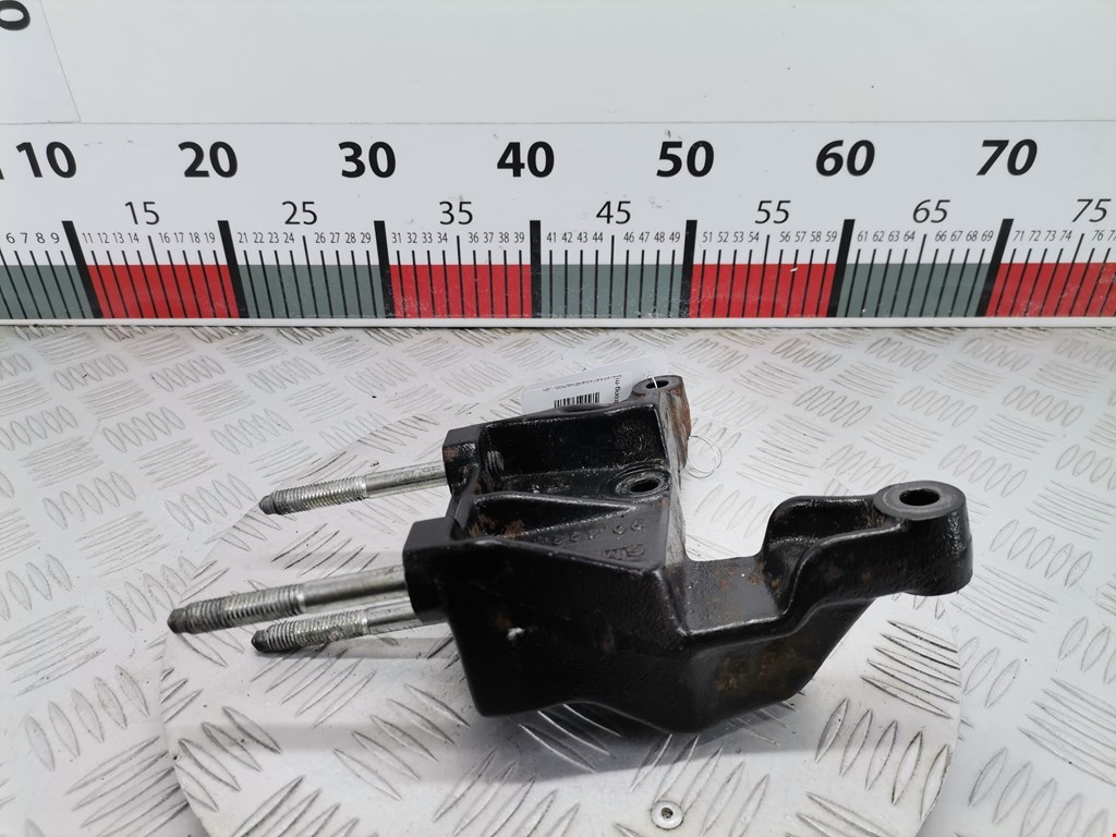 Кронштейн (крепление лапа) двигателя Opel Vectra B (1995-2002)