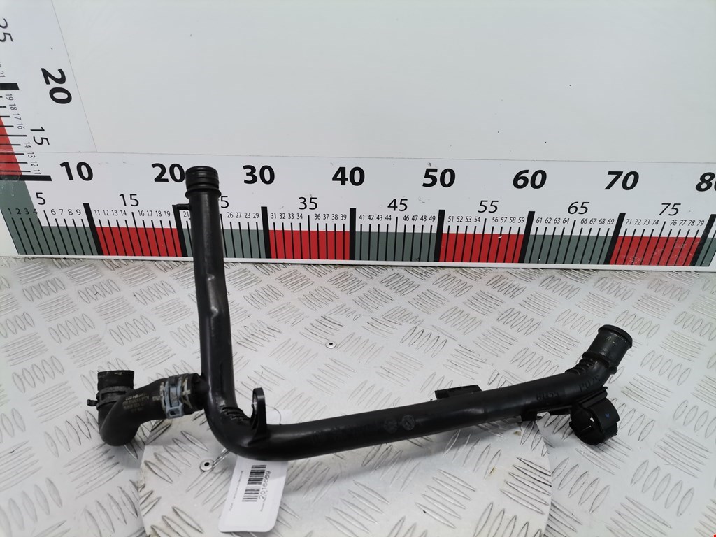 Патрубок системы охлаждения Skoda Rapid (2012-2020)