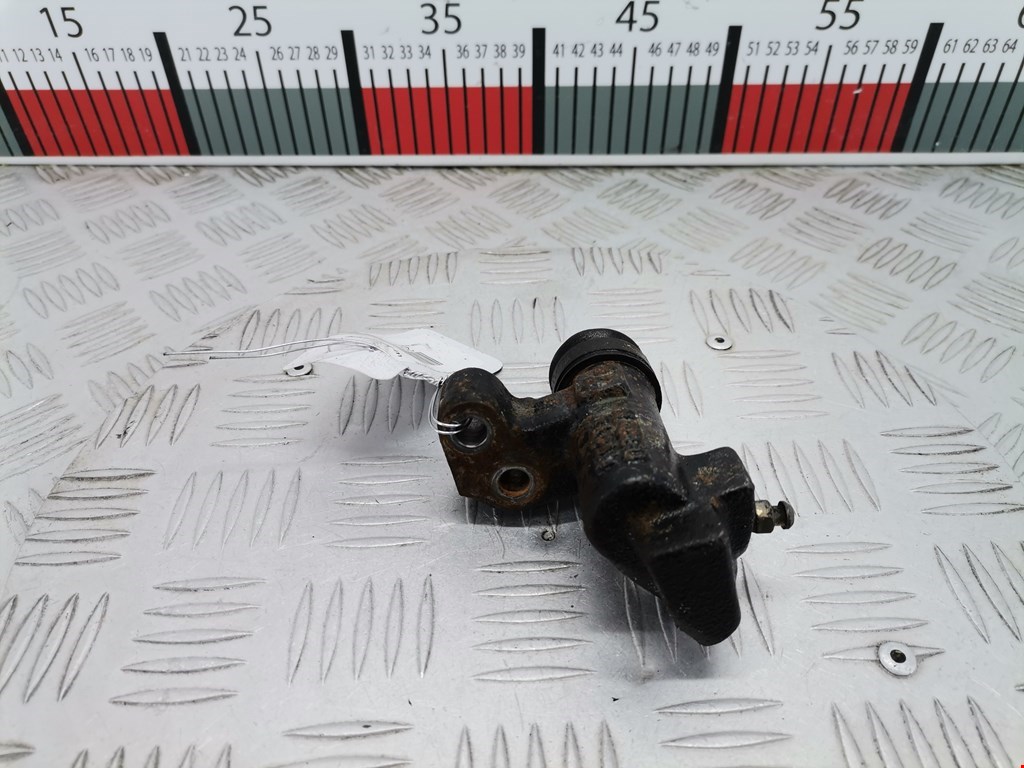 Цилиндр сцепления рабочий NISSAN Almera Tino 2000-2006