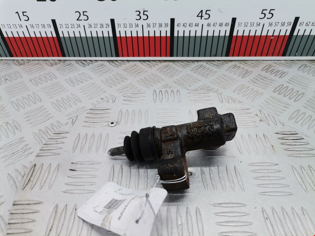 Цилиндр сцепления рабочий NISSAN Almera Tino 2000-2006