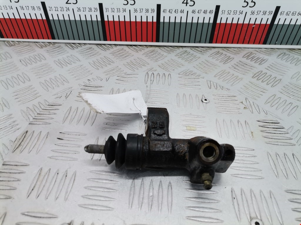 Цилиндр сцепления рабочий NISSAN Almera Tino 2000-2006