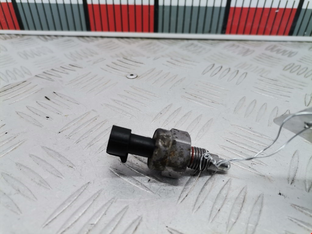 Датчик включения заднего хода OPEL Corsa D 2006-2014