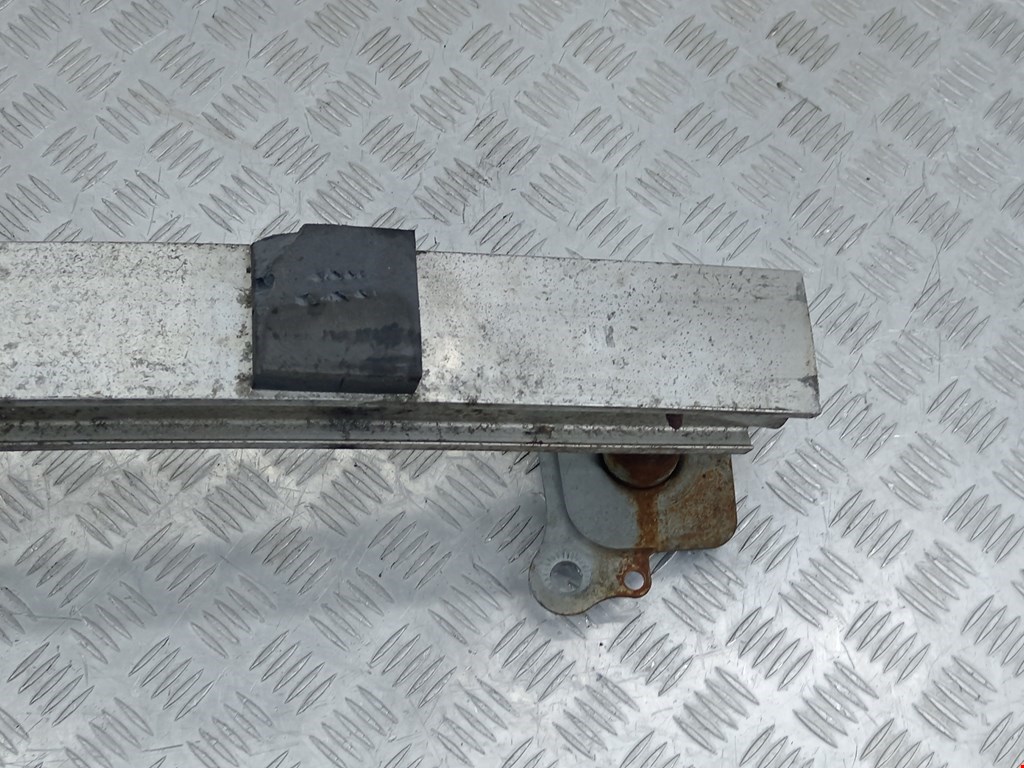 Усилитель переднего бампера (передний) AUDI A3 8L 1996-2003