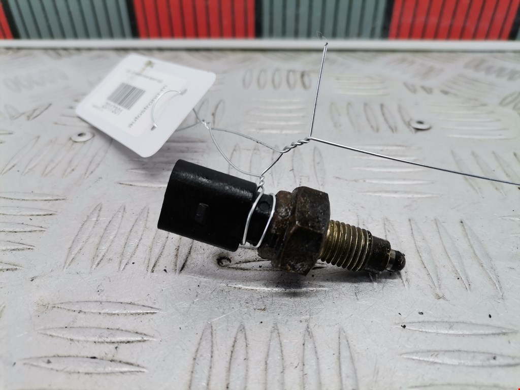 Датчик включения заднего хода AUDI A3 8L 1996-2003