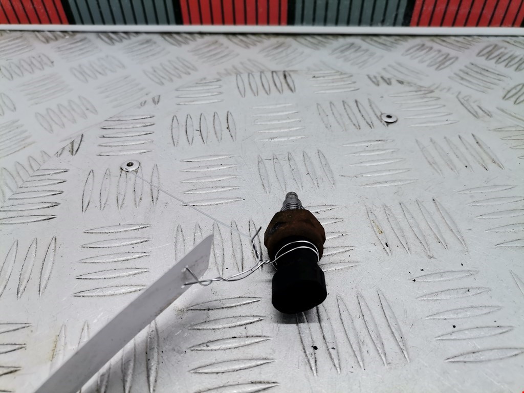 Датчик включения заднего хода OPEL Zafira B 2005-2012