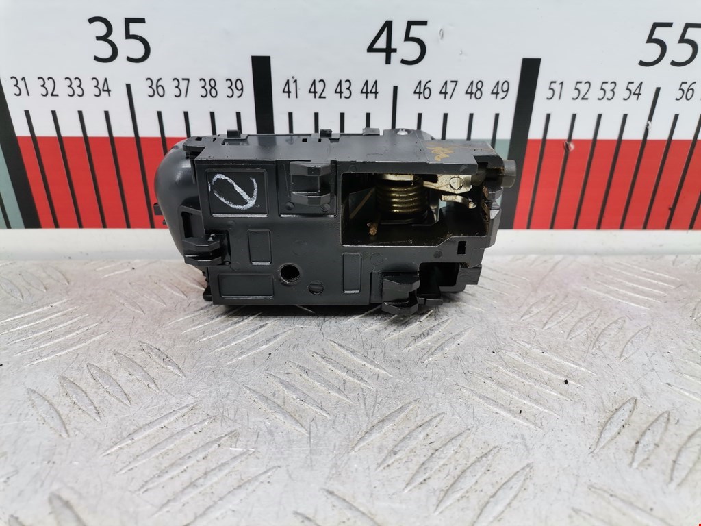 Ручка дверная передняя внутренняя правая NISSAN Primera P11 1996-2002