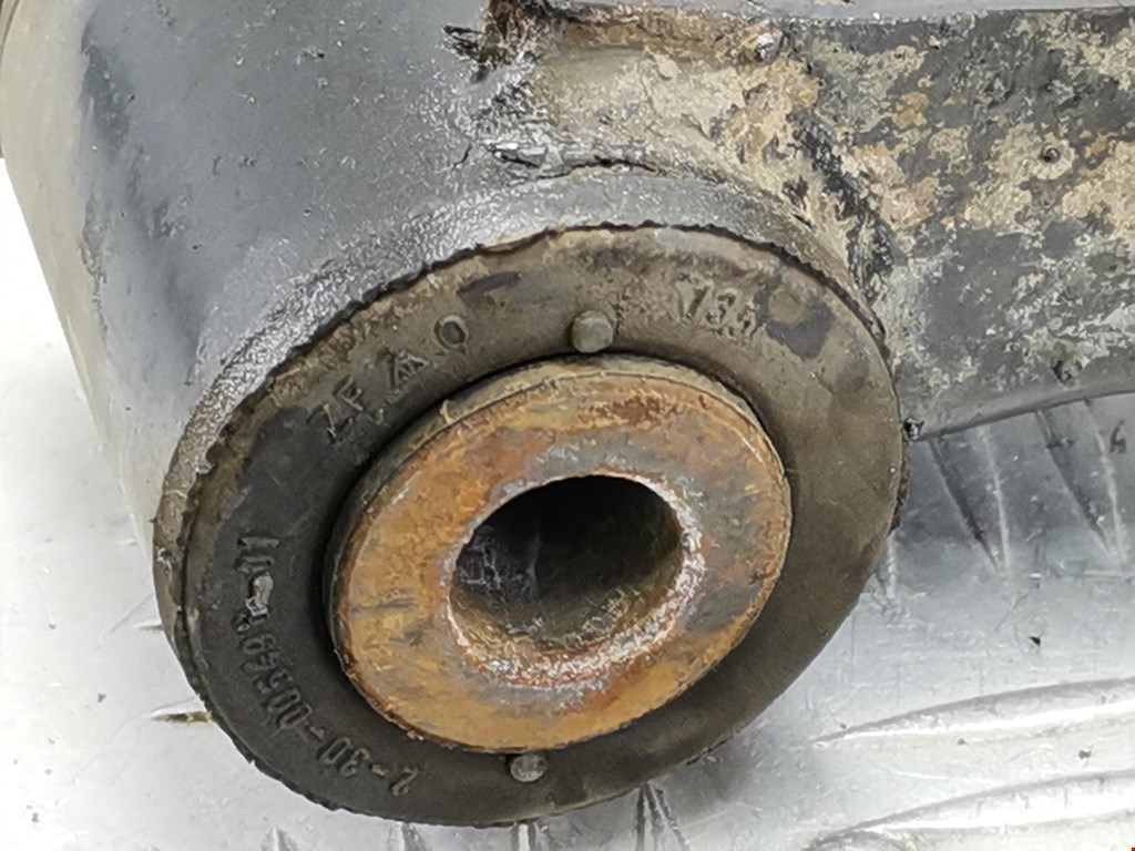 Рычаг передний правый SUZUKI Swift 2004-2010