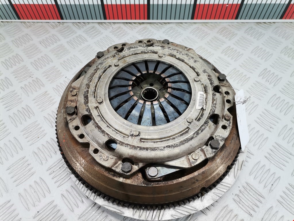 Маховик (демпфер сцепления) OPEL Astra J 2009-2017