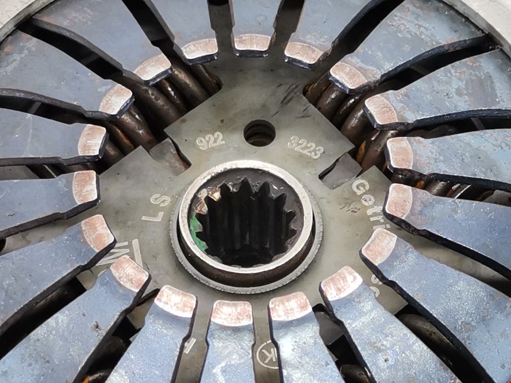 Маховик (демпфер сцепления) OPEL Astra J 2009-2017