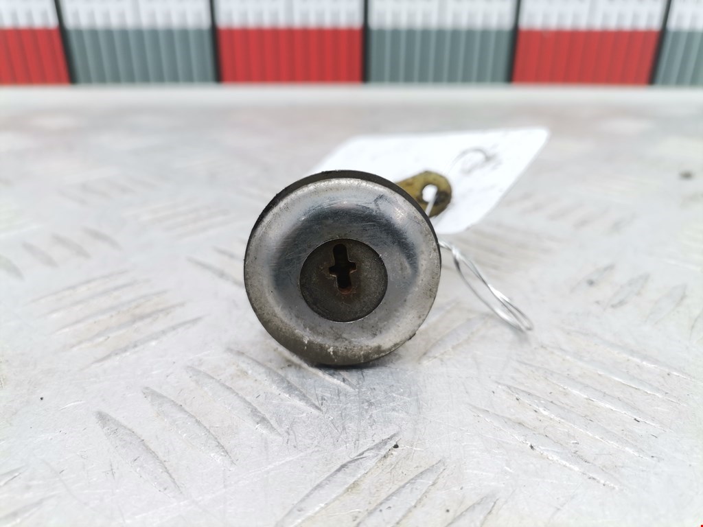 Вставка замка багажника PEUGEOT Partner 1996-2009