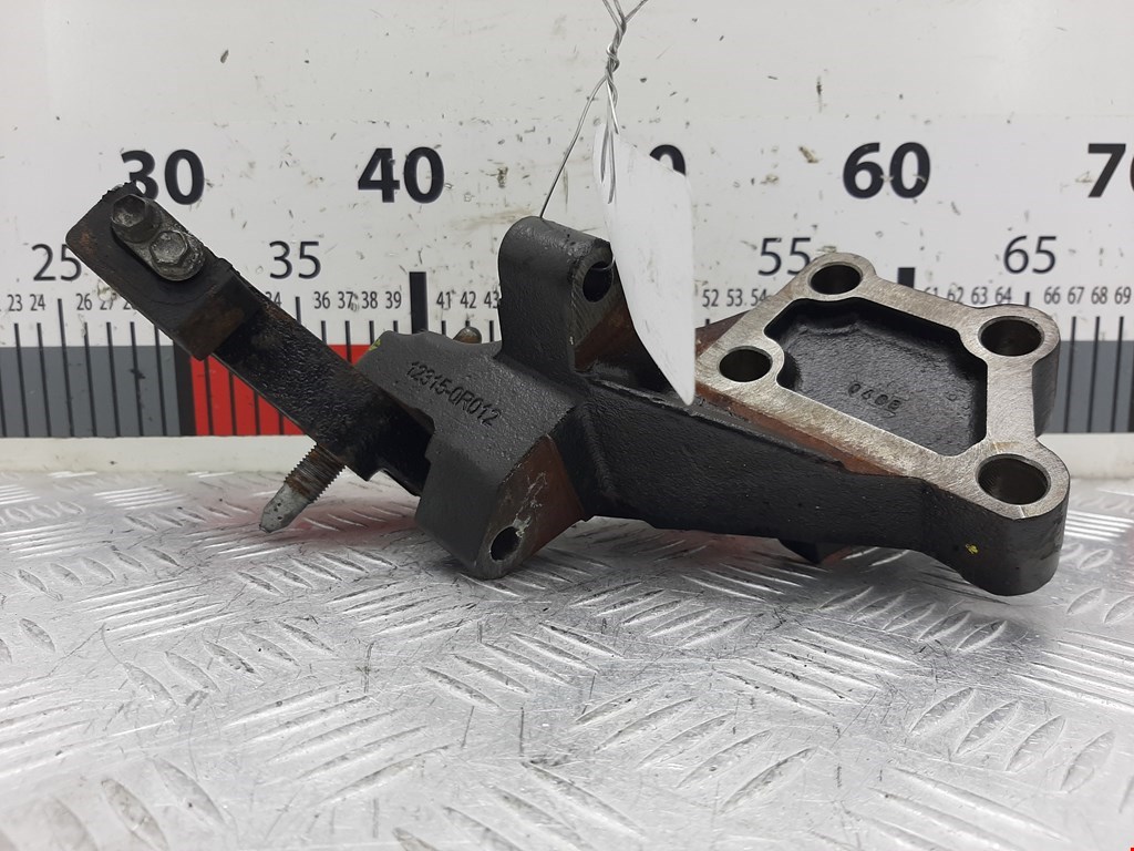 Кронштейн (крепление лапа) двигателя Toyota Avensis 2 (T250) (2003-2010)