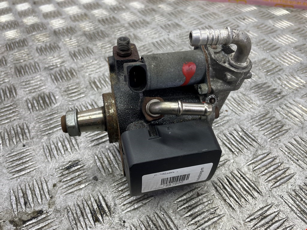 ТНВД (топливный насос высокого давления) VOLKSWAGEN Passat B7 2011-2015