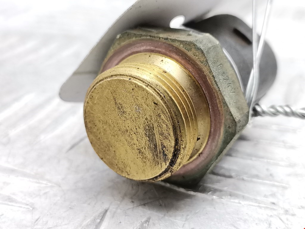 Датчик температуры (охлаждающей жидкости) AUDI A3 8L 1996-2003