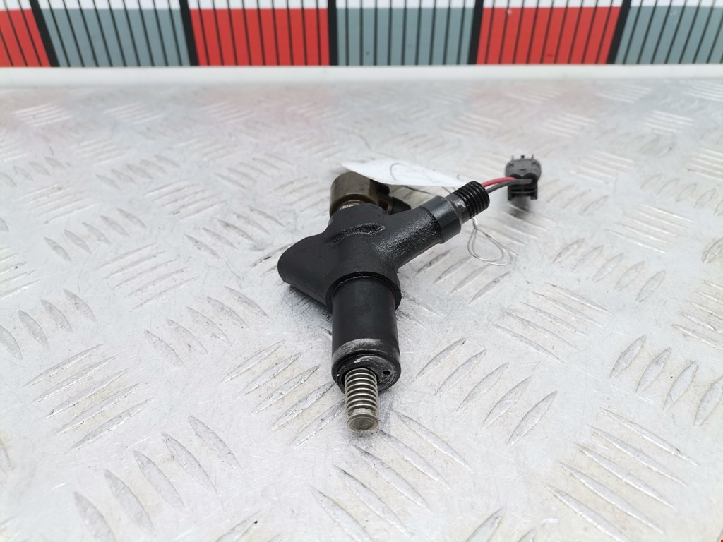 Форсунка дизельная электрическая TOYOTA Avensis 2003-2008