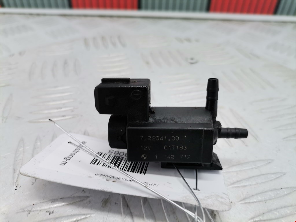 Клапан воздушного фильтра Opel Omega B (1994-2004)