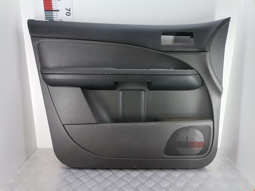 Обшивка двери передняя левая FORD C-MAX 2003-2010