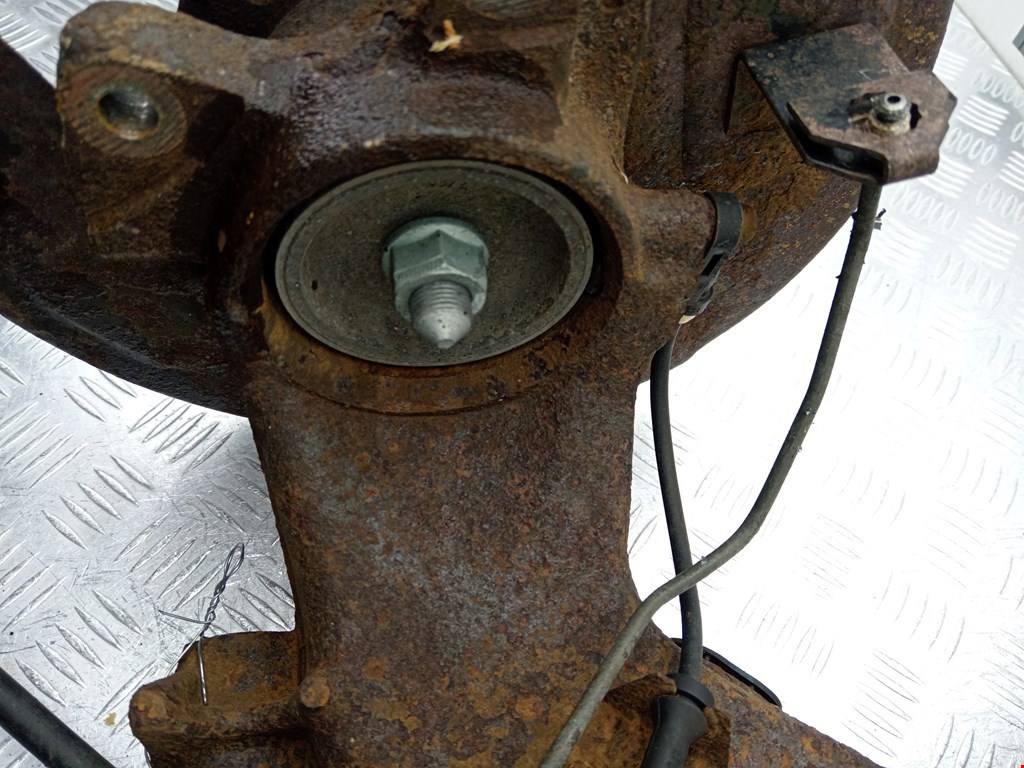 Ступица задняя левая FORD Galaxy 1995-2005