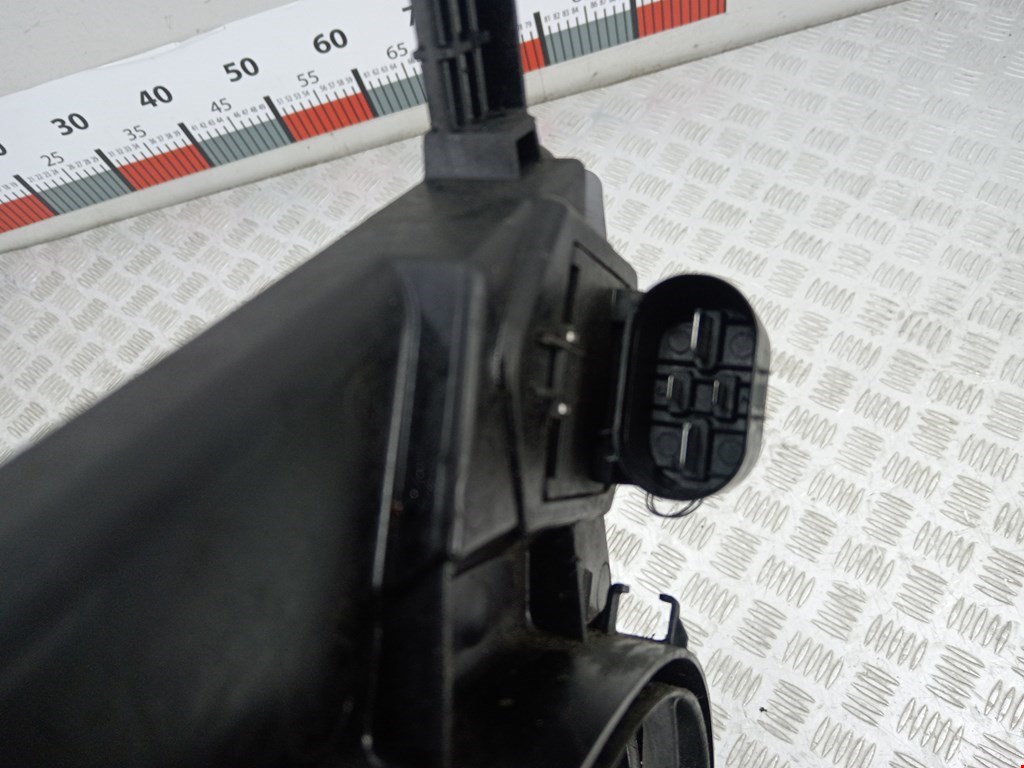 Вентилятор радиатора основного OPEL Astra J 2009-2017